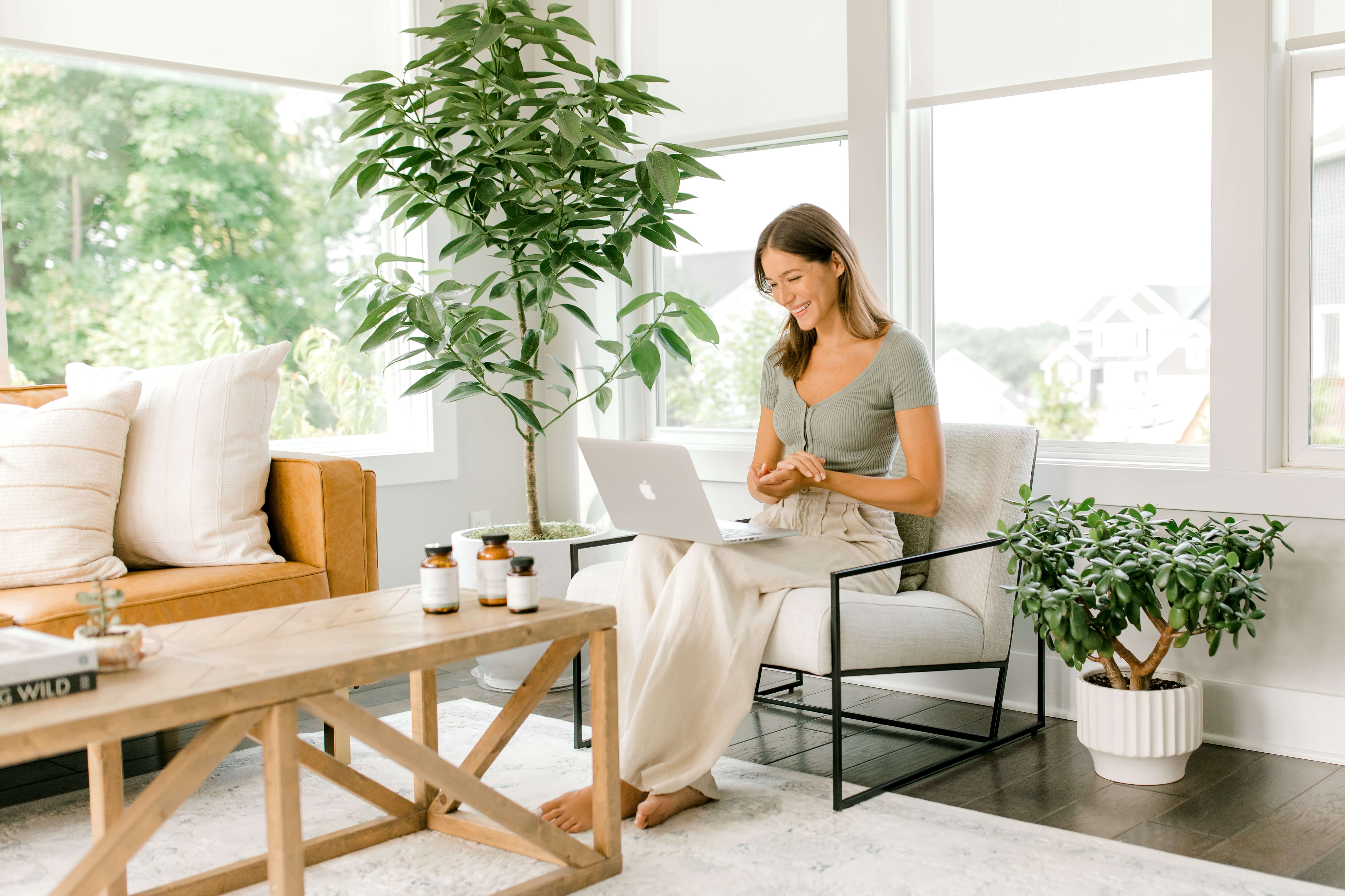 woman with laptop